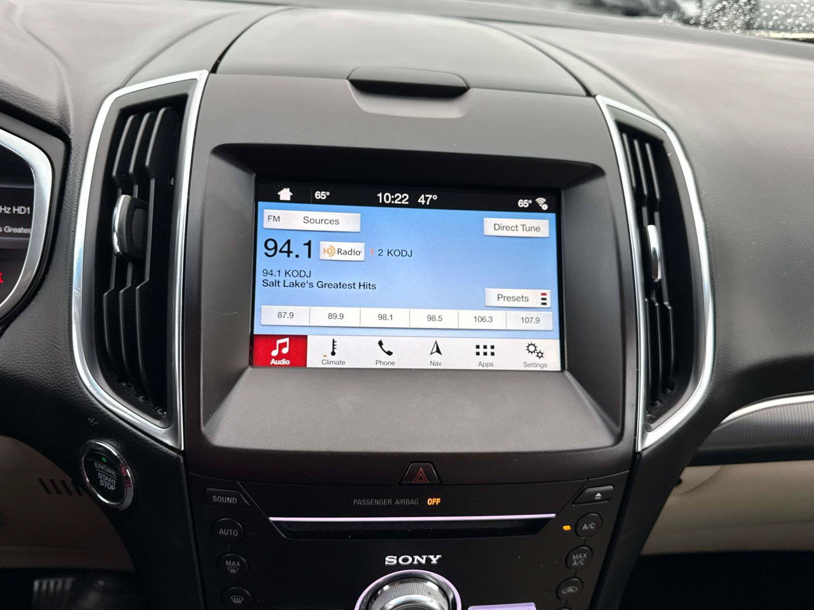 Used 2018 Ford Edge Titanium w/ Technology Package AWD/4WD image 22