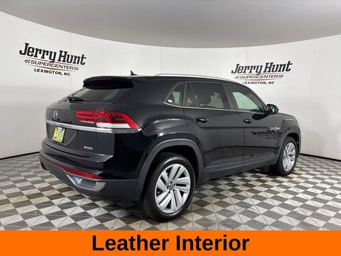 Used 2021 Volkswagen Atlas Cross Sport SE AWD/4WD image 5