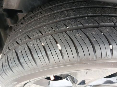 Used 2021 Jeep Compass Latitude FWD image 49