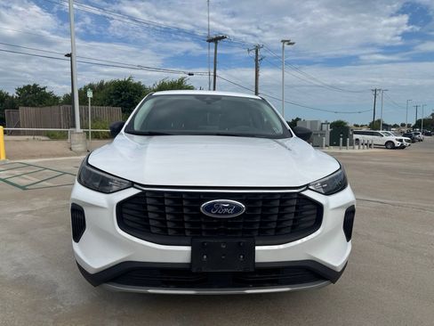 Certified 2024 Ford Escape Active AWD/4WD image 8