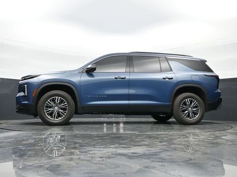 Used 2024 Chevrolet Traverse LT AWD/4WD image 36