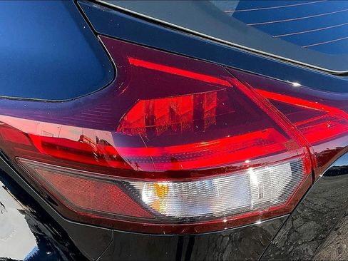 Used 2024 Nissan Kicks SV image 15