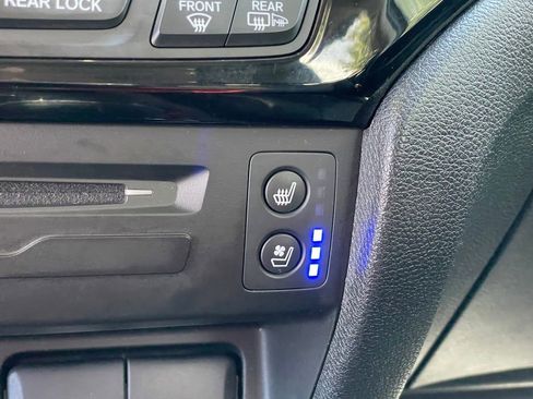 Used 2022 Honda Pilot Elite image 23