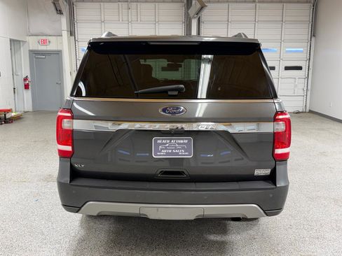 Used 2021 Ford Expedition XLT AWD/4WD image 3