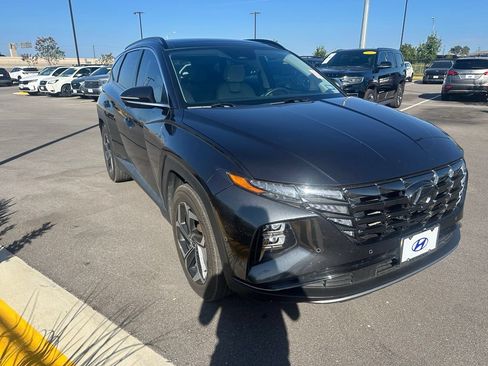 Certified 2022 Hyundai Tucson Limited FWD image 2