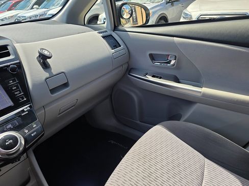 Used 2015 Toyota Prius V Three FWD image 29