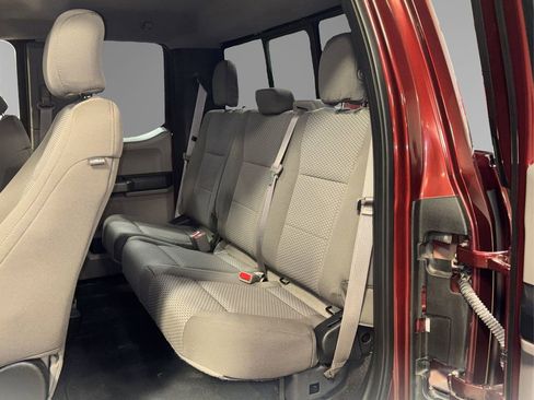 Used 2017 Ford F150 XLT w/ Equipment Group 302A Luxury image 8