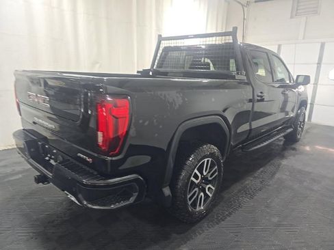Used 2024 GMC Sierra 1500 AT4 w/ Technology Package AWD/4WD image 4