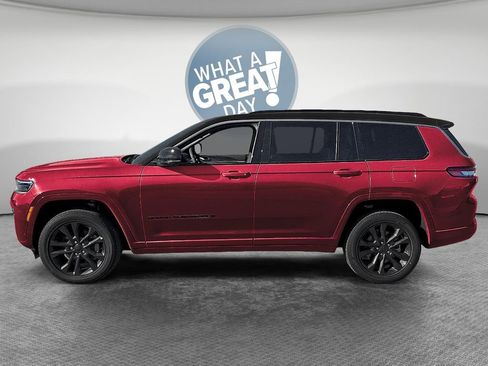 New 2026 Jeep Grand Cherokee L Summit w/ Obsidian Package AWD/4WD image 3