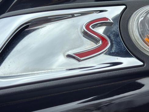 Used 2011 MINI Cooper S image 35