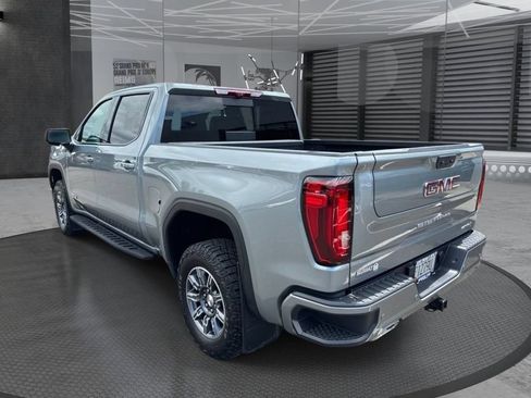 Used 2024 GMC Sierra 1500 AT4 w/ Technology Package AWD/4WD image 7