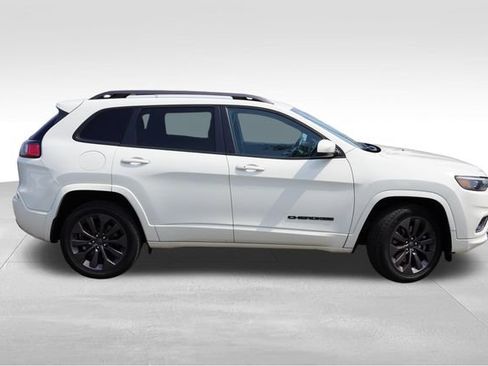Used 2019 Jeep Cherokee High Altitude AWD/4WD image 3