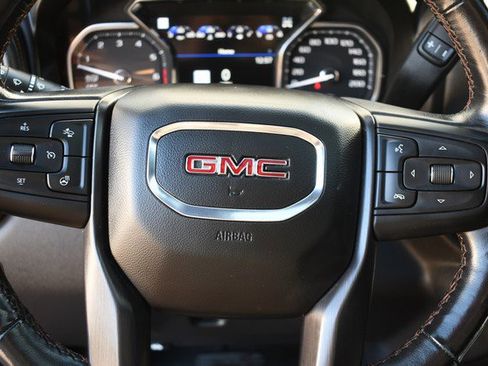 Used 2021 GMC Sierra 1500 AT4 w/ AT4 Premium Package image 31