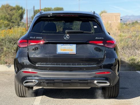 New 2025 Mercedes-Benz GLC 300 4MATIC image 9