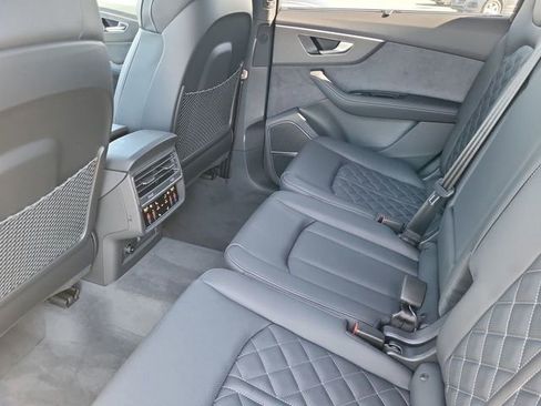 New 2026 Audi SQ7 Premium Plus image 13
