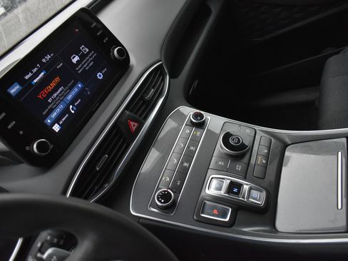 Used 2022 Hyundai Santa Fe SEL image 21