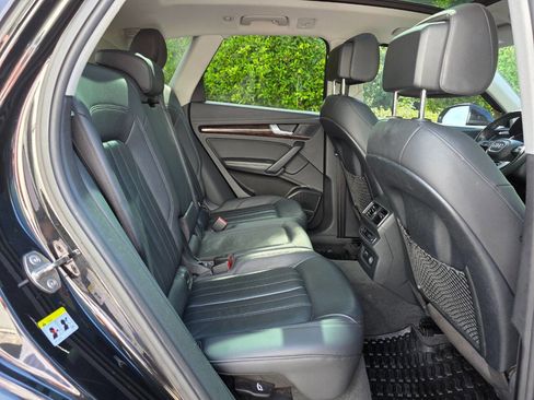 Used 2019 Audi Q5 2.0T Premium Plus w/ Premium Plus Package image 36