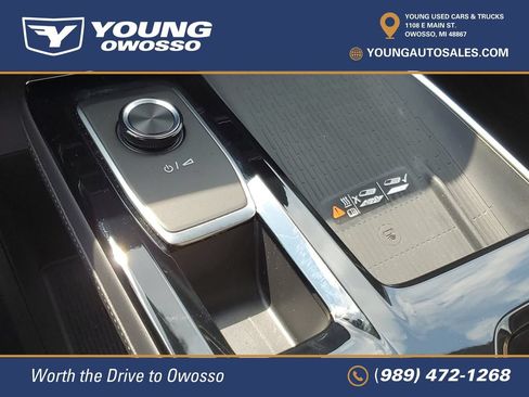 Certified 2026 Buick Enclave Preferred w/ Power Package AWD/4WD image 24