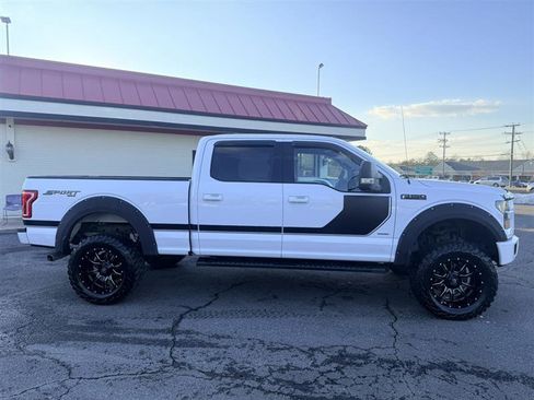 Used 2016 Ford F150 XLT w/ Equipment Group 302A Luxury image 4
