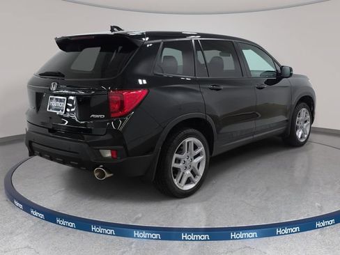 Used 2024 Honda Passport EX-L image 6