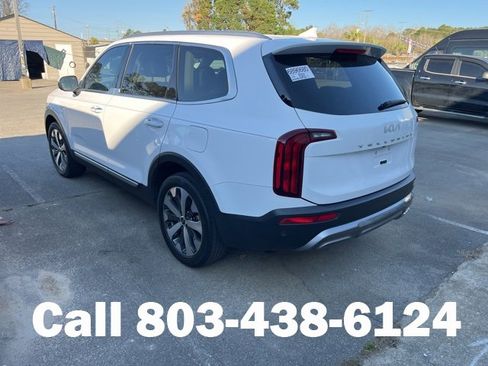 Used 2022 Kia Telluride S image 3