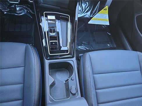 New 2026 Volkswagen Golf image 21