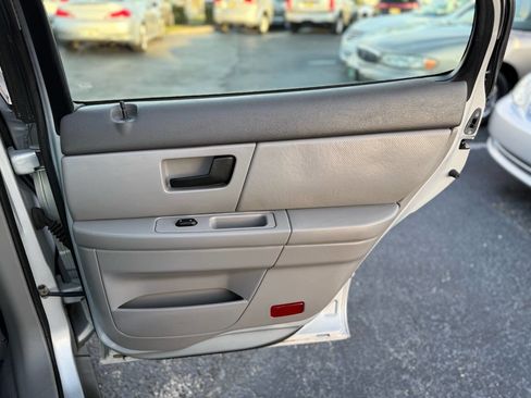 Used 2003 Mercury Sable LS Premium image 17