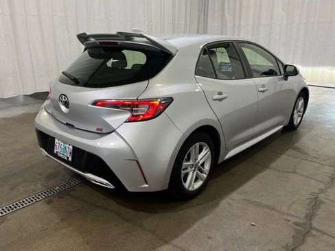 Certified 2022 Toyota Corolla SE w/ SE Preferred Package FWD image 4