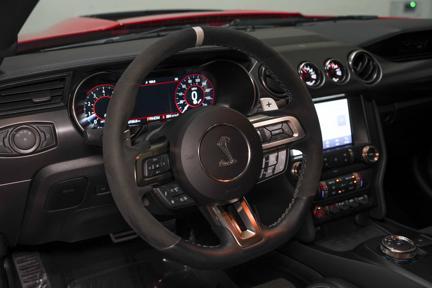 Used 2021 Ford Mustang Shelby GT500 w/ Carbon Fiber Handling Package RWD image 41