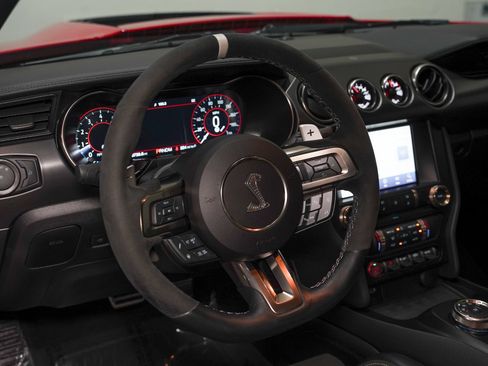 Used 2021 Ford Mustang Shelby GT500 w/ Carbon Fiber Handling Package RWD image 41