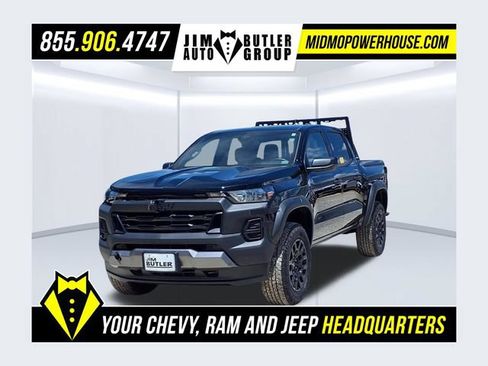 Used 2024 Chevrolet Colorado Trail Boss w/ Advanced Trailering Package AWD/4WD image 1
