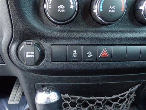 Used 2013 Jeep Wrangler Unlimited Sport w/ Mopar Black Appearance Group AWD/4WD image 17