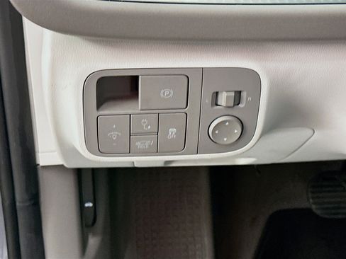 Used 2024 Hyundai Ioniq 6 SEL AWD/4WD image 17
