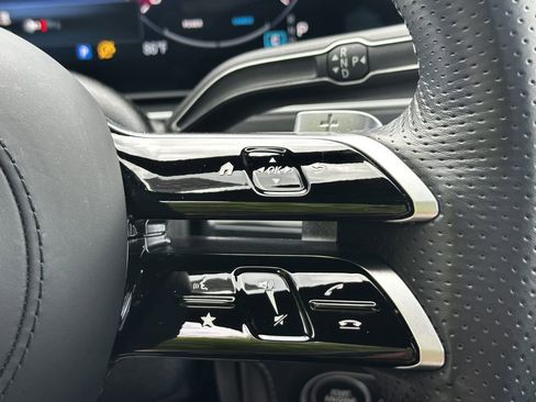 Certified 2025 Mercedes-Benz GLS 450 4MATIC image 30