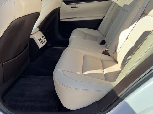 Used 2017 Lexus ES 350 image 23
