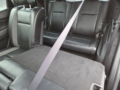 Used 2012 MAZDA CX-9 Touring w/ Moonroof & Bose Audio Pkg image 13