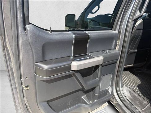 Used 2019 Ford F150 Platinum RWD image 18