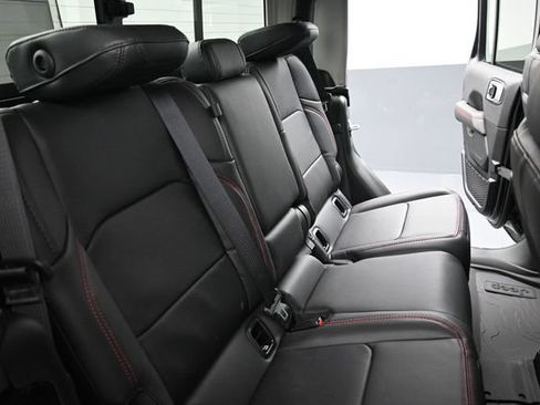 New 2026 Jeep Gladiator Rubicon AWD/4WD image 14