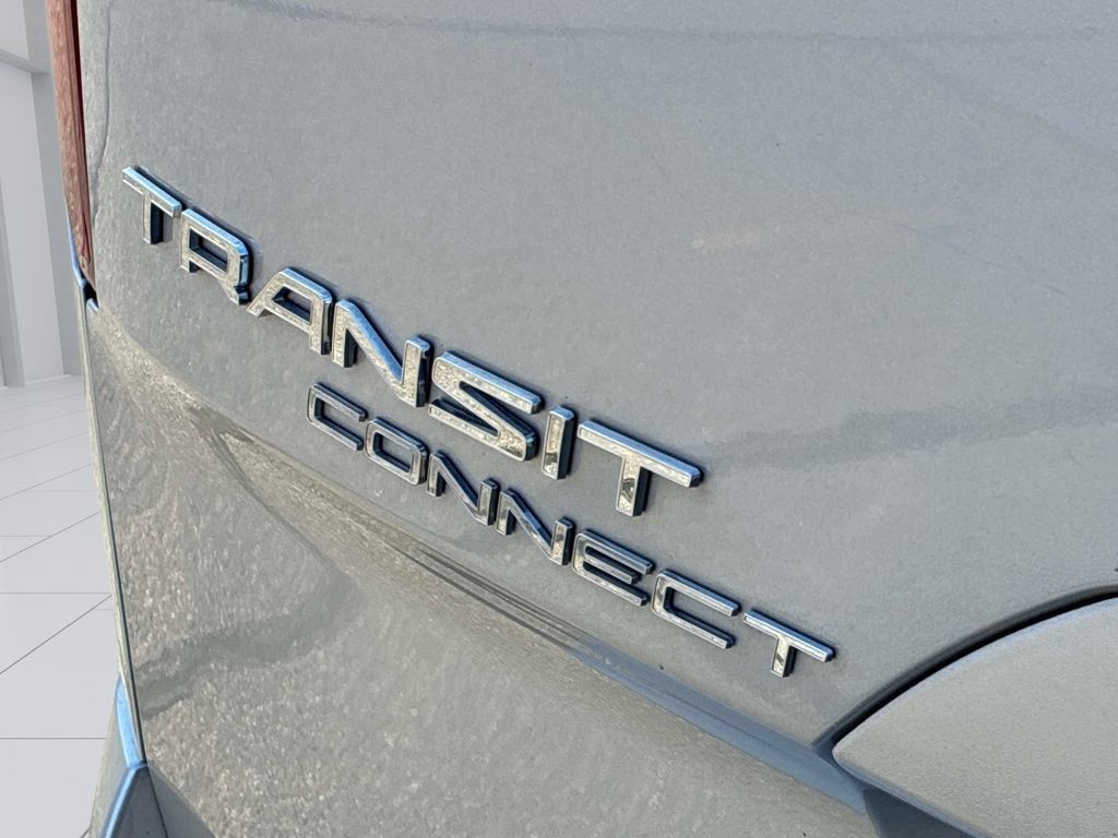 Used 2022 Ford Transit Connect XLT FWD image 17