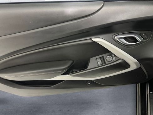 Used 2022 Chevrolet Camaro SS RWD image 12