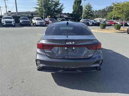 Used 2024 Kia Forte GT-Line w/ GT-Line Premium Package FWD image 8
