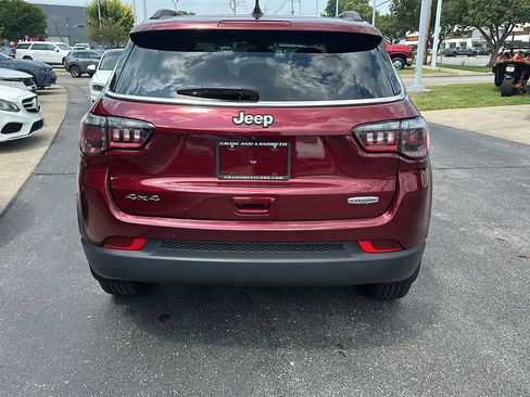 Used 2020 Jeep Compass Latitude w/ Cold Weather Group AWD/4WD image 4