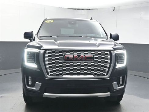 Used 2024 GMC Yukon Denali image 4