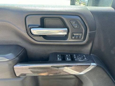 Used 2020 Chevrolet Silverado 3500 LTZ w/ LTZ Convenience Package AWD/4WD image 3