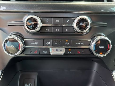 Used 2022 Ford F150 XLT w/ Equipment Group 302A High AWD/4WD image 19