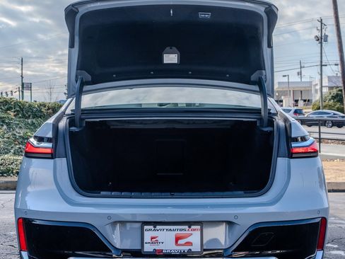 Used 2023 BMW i7 xDrive60 w/ Executive Package 2 image 33