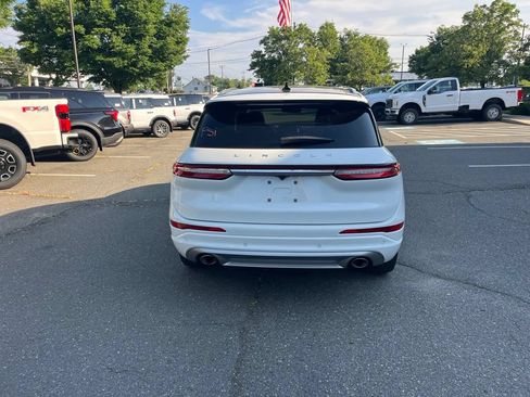 Used 2022 Lincoln Corsair AWD w/ Premium Package image 5