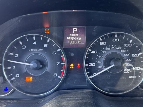 Used 2012 Subaru Outback 2.5i AWD/4WD image 18