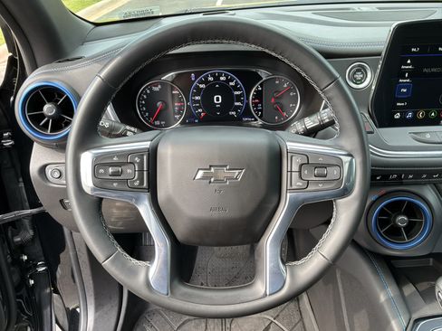 Used 2024 Chevrolet Blazer RS w/ Driver Confidence II Package FWD image 18