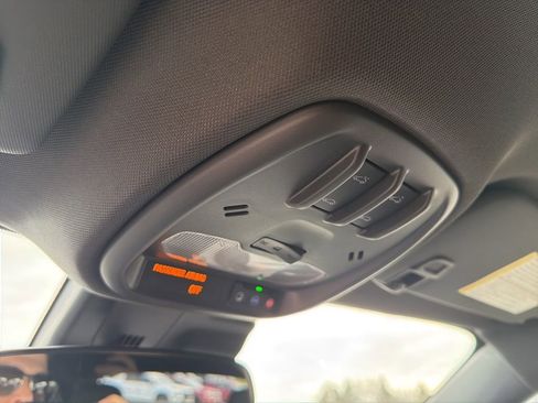 New 2026 Chevrolet Trax RS w/ Sunroof Package FWD image 27